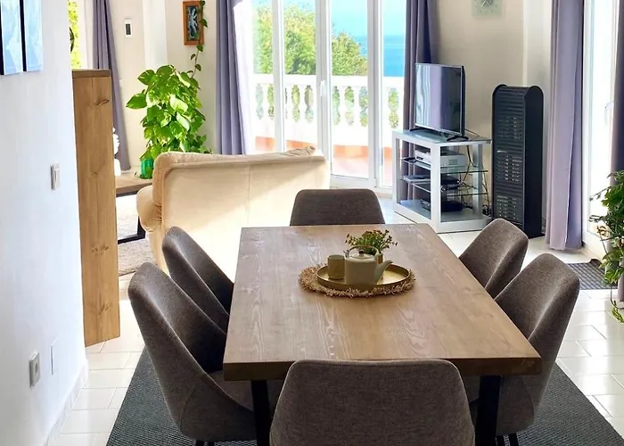 Apartamento Casa Patricia, Ladera Del Mar, *